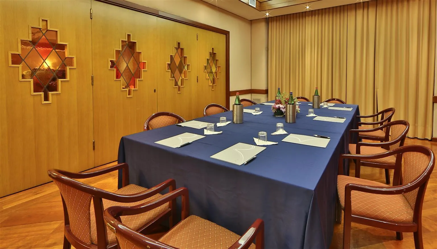 Best Western Hotel President - Colosseo Roma 4*,